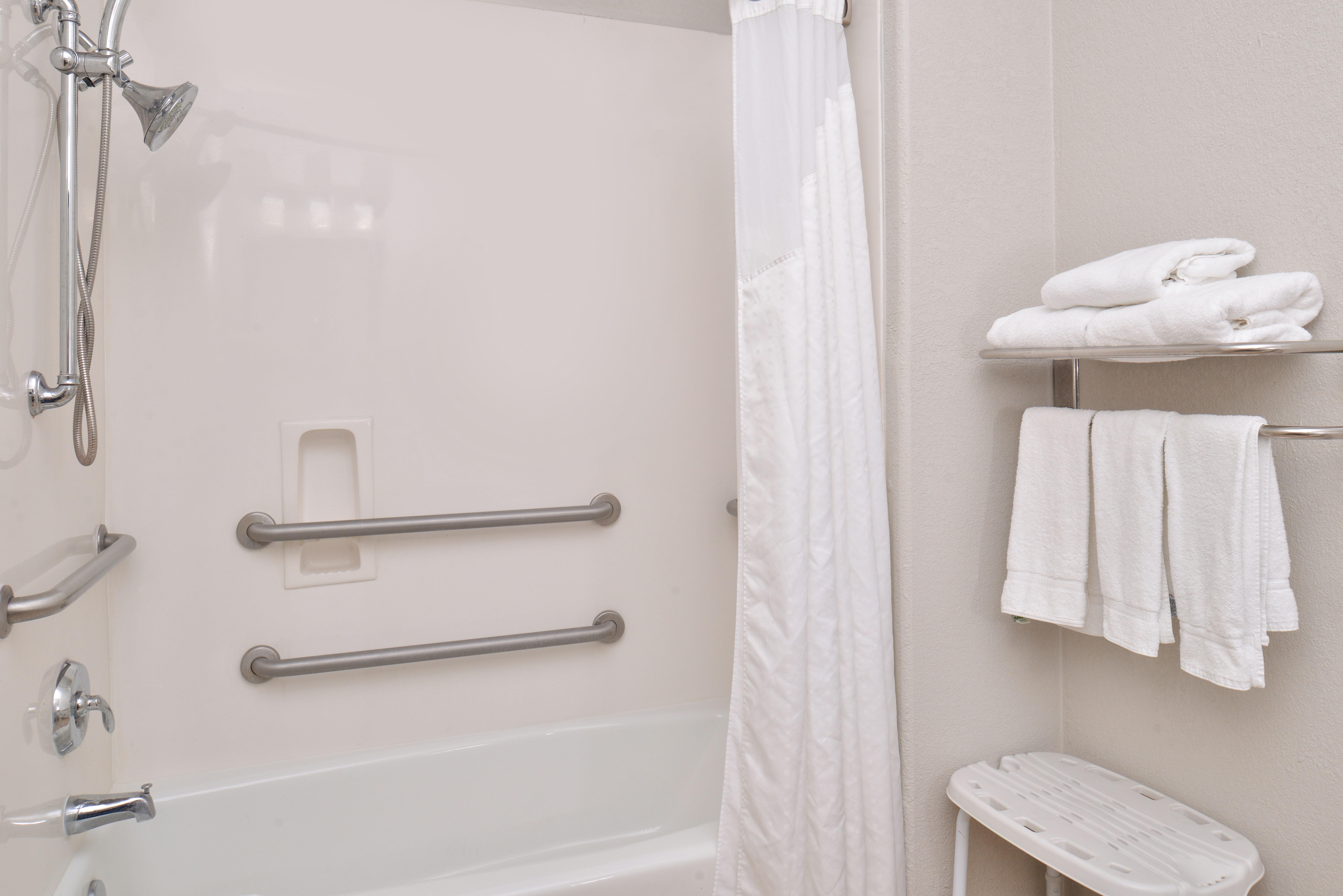 Holiday Inn Express & Suites San Antonio South Экстерьер фото