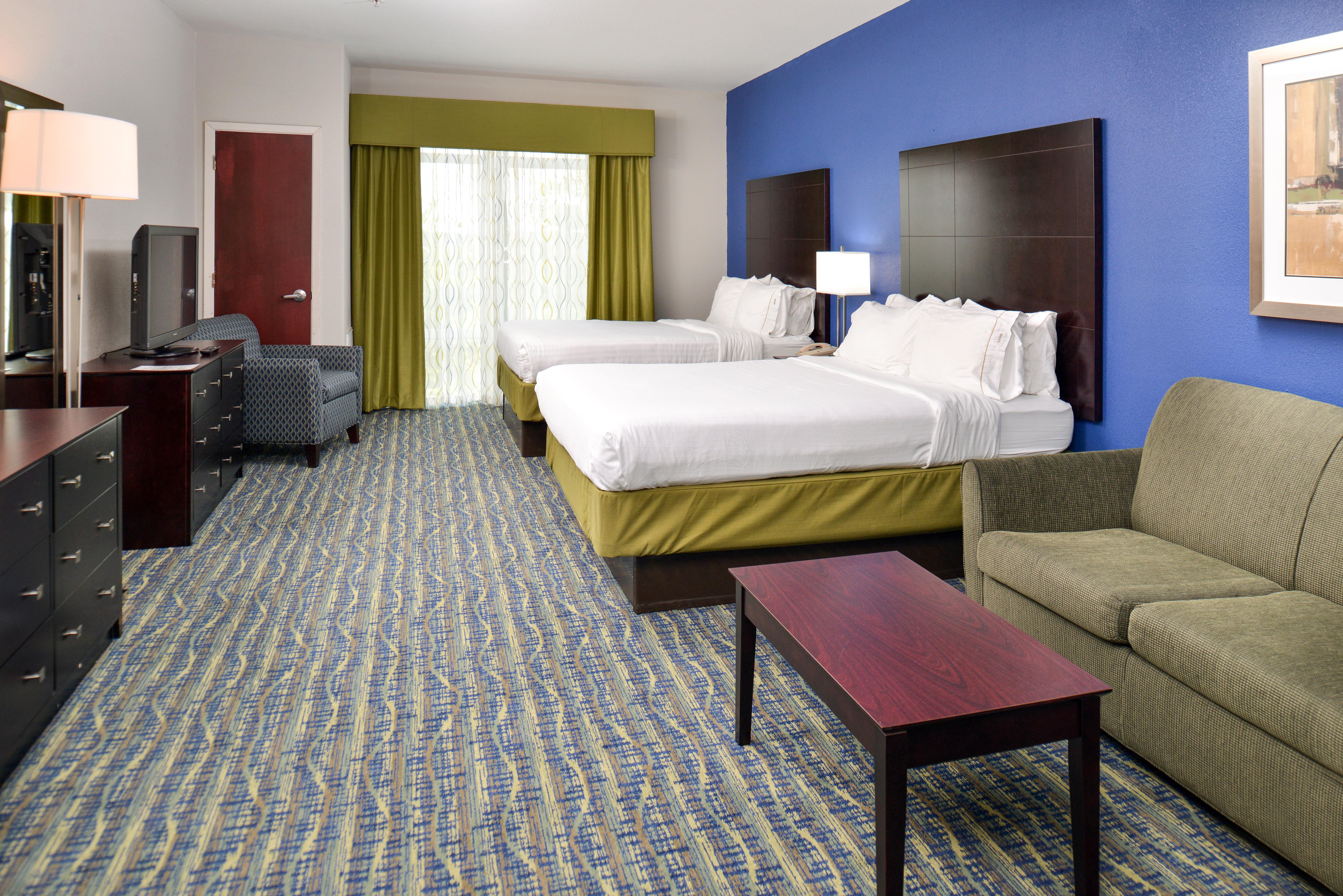 Holiday Inn Express & Suites San Antonio South Экстерьер фото